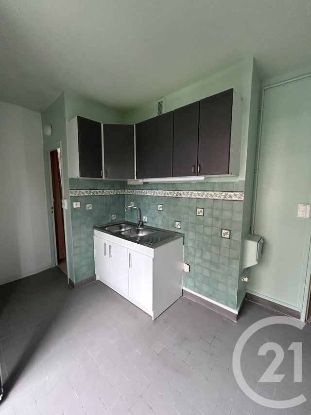 Appartement Studio &agrave; louer - 1 pi&egrave;ce - 39,10 m2 - Avon - 77 - ILE-DE-FRANCE