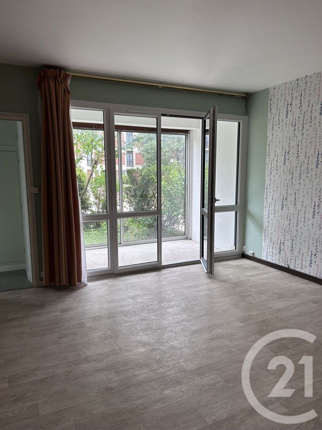 Appartement Studio &agrave; louer - 1 pi&egrave;ce - 39,10 m2 - Avon - 77 - ILE-DE-FRANCE