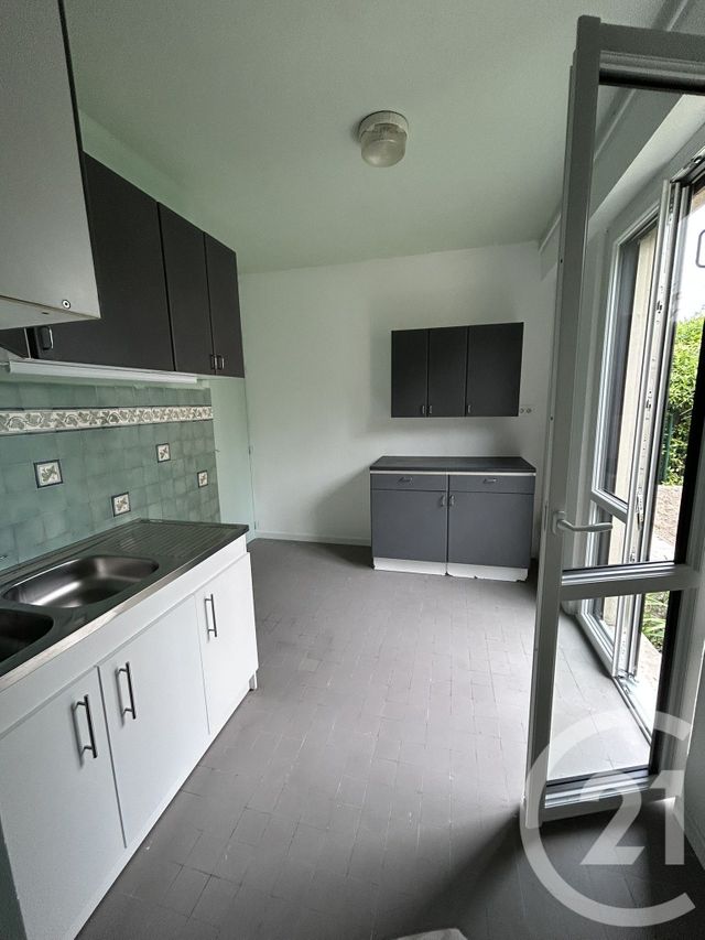 Appartement Studio &agrave; louer - 1 pi&egrave;ce - 39,10 m2 - Avon - 77 - ILE-DE-FRANCE