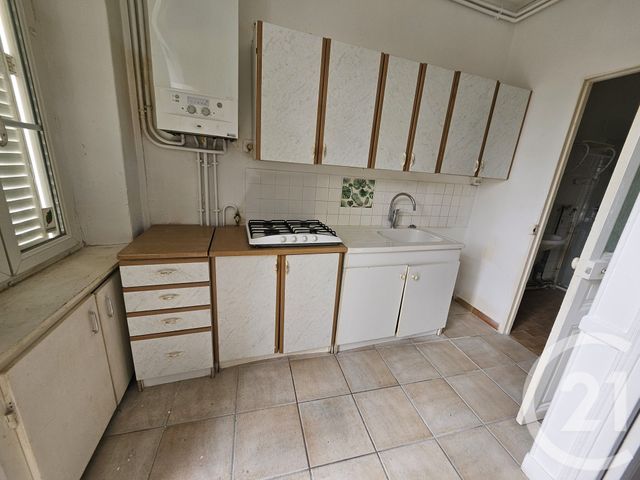 Maison &agrave; louer - 4 pi&egrave;ces - 62,39 m2 - Samois Sur Seine - 77 - ILE-DE-FRANCE