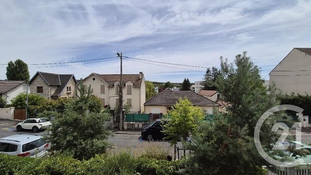 Appartement T4 &agrave; louer - 4 pi&egrave;ces - 81,76 m2 - Avon - 77 - ILE-DE-FRANCE