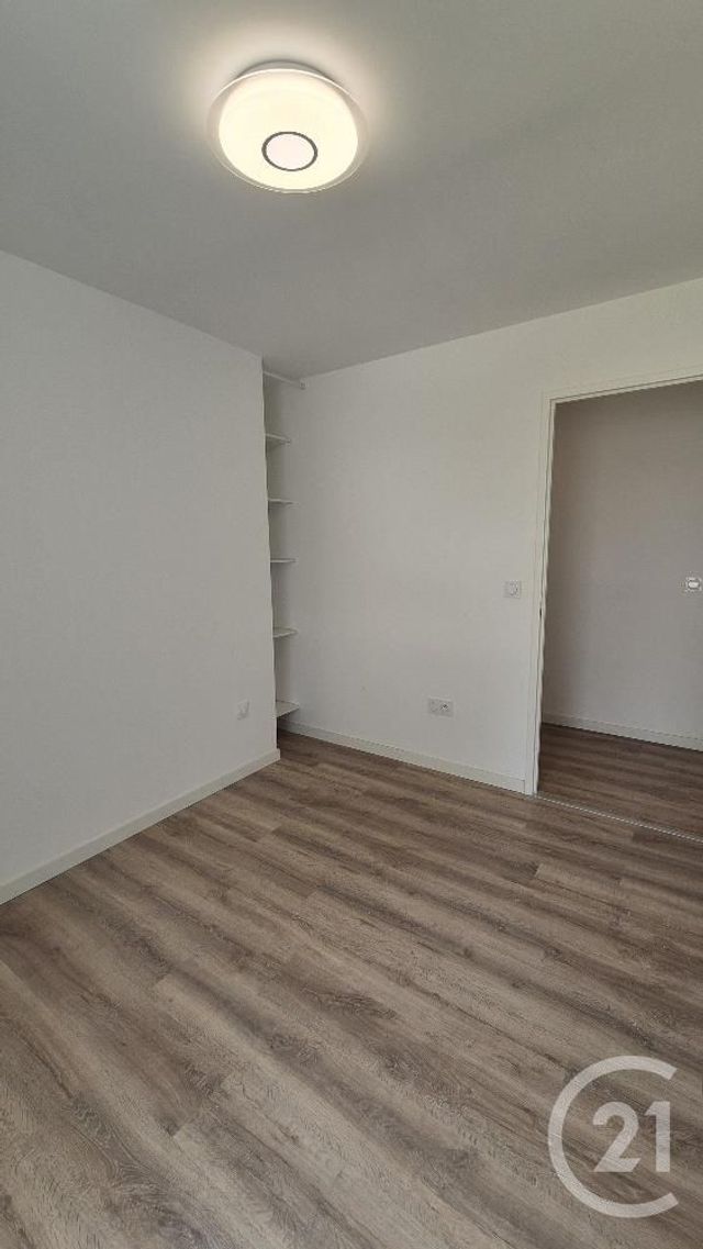 Appartement T4 &agrave; louer - 4 pi&egrave;ces - 81,76 m2 - Avon - 77 - ILE-DE-FRANCE