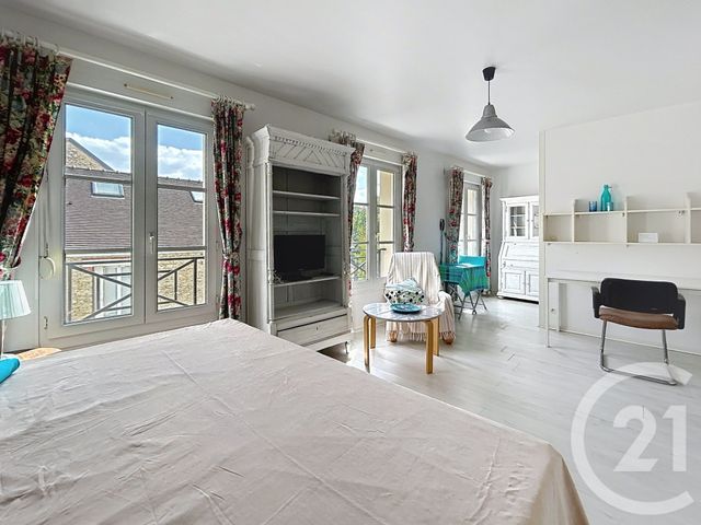 Appartement Studio à louer FONTAINEBLEAU