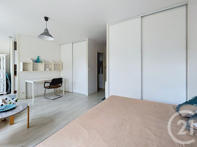 Appartement Studio &agrave; louer - 1 pi&egrave;ce - 30,45 m2 - Fontainebleau - 77 - ILE-DE-FRANCE