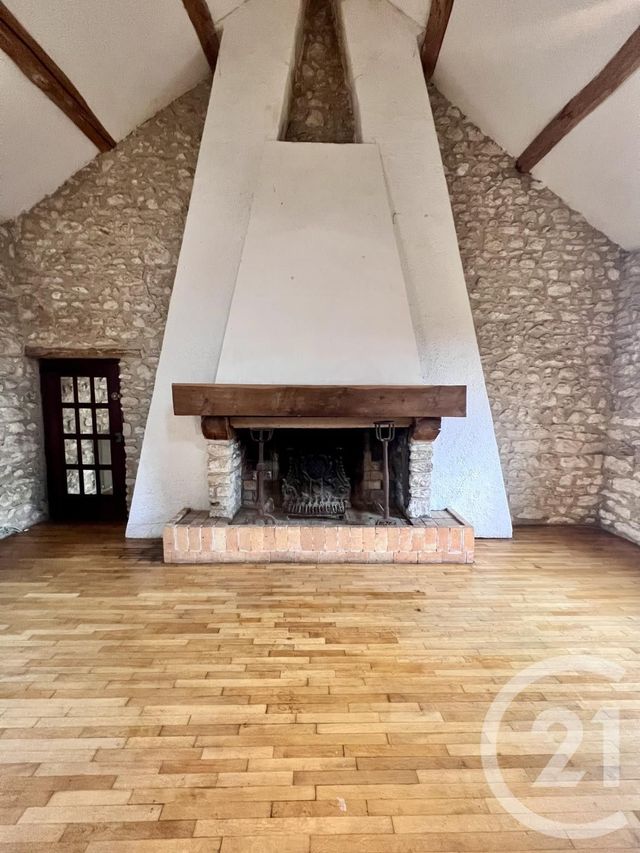 Maison &agrave; louer - 6 pi&egrave;ces - 148,22 m2 - Fericy - 77 - ILE-DE-FRANCE