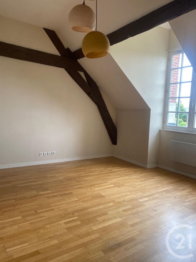 Appartement 2 pièces &agrave; louer - 2 pi&egrave;ces - 38,78 m2 - Fontainebleau - 77 - ILE-DE-FRANCE