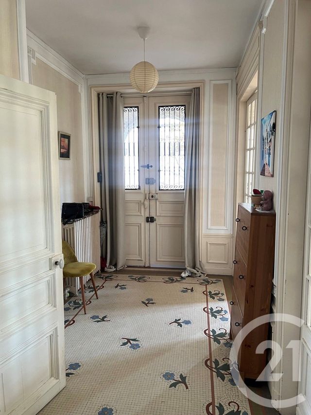 Maison &agrave; louer - 6 pi&egrave;ces - 154,13 m2 - Fontainebleau - 77 - ILE-DE-FRANCE