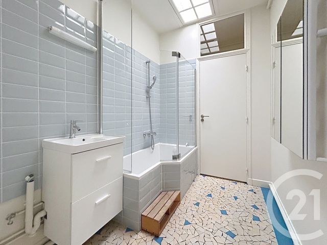 Appartement 3 pièces &agrave; louer - 3 pi&egrave;ces - 70,99 m2 - Fontainebleau - 77 - ILE-DE-FRANCE