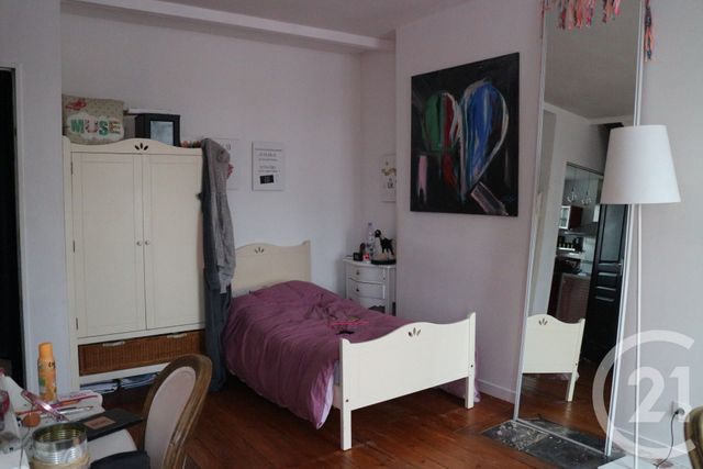 Appartement F4 &agrave; louer - 4 pi&egrave;ces - 87,97 m2 - Fontainebleau - 77 - ILE-DE-FRANCE