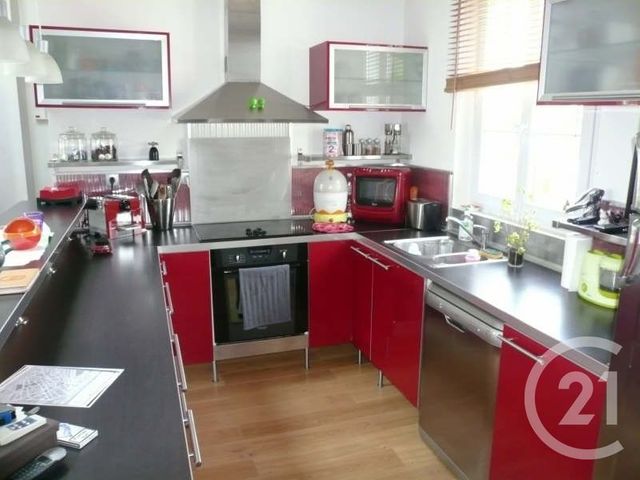 Appartement F4 &agrave; louer - 4 pi&egrave;ces - 87,97 m2 - Fontainebleau - 77 - ILE-DE-FRANCE