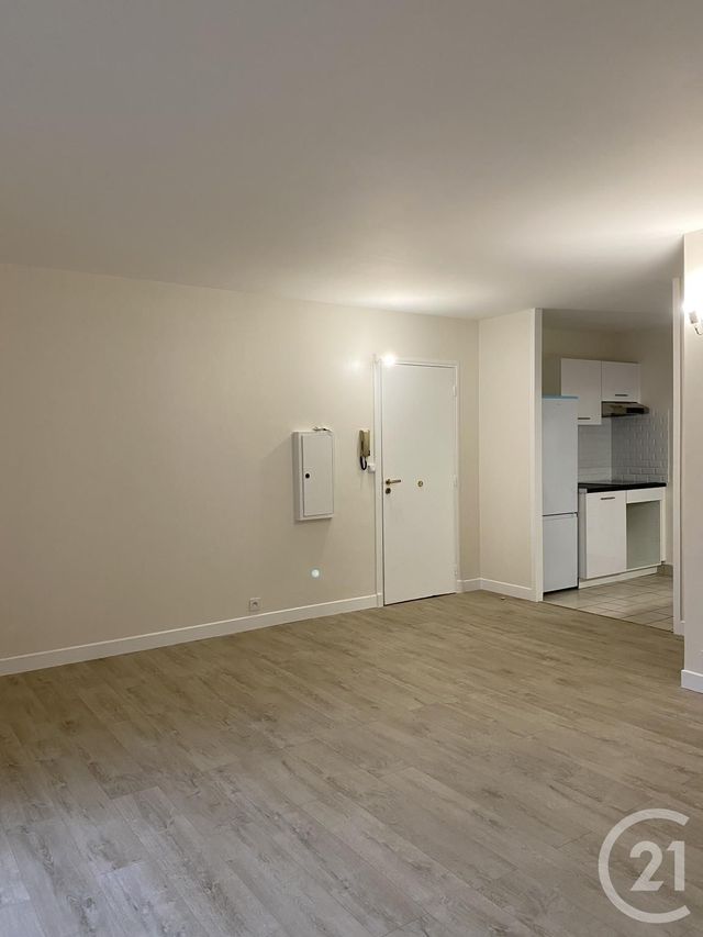 Appartement 2 pièces &agrave; louer - 2 pi&egrave;ces - 54,01 m2 - Fontainebleau - 77 - ILE-DE-FRANCE