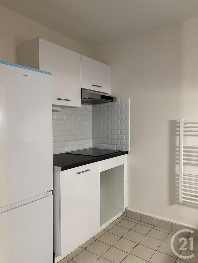 Appartement 2 pièces &agrave; louer - 2 pi&egrave;ces - 54,01 m2 - Fontainebleau - 77 - ILE-DE-FRANCE