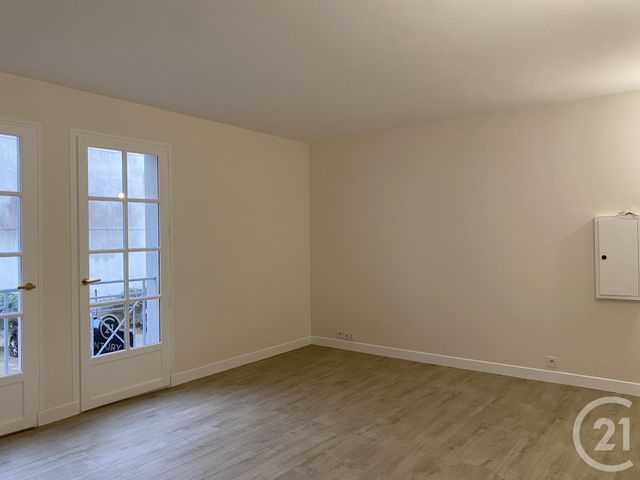 Appartement 2 pièces &agrave; louer - 2 pi&egrave;ces - 54,01 m2 - Fontainebleau - 77 - ILE-DE-FRANCE