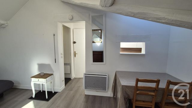 Appartement T1 &agrave; louer - 1 pi&egrave;ce - 19,26 m2 - Fontainebleau - 77 - ILE-DE-FRANCE