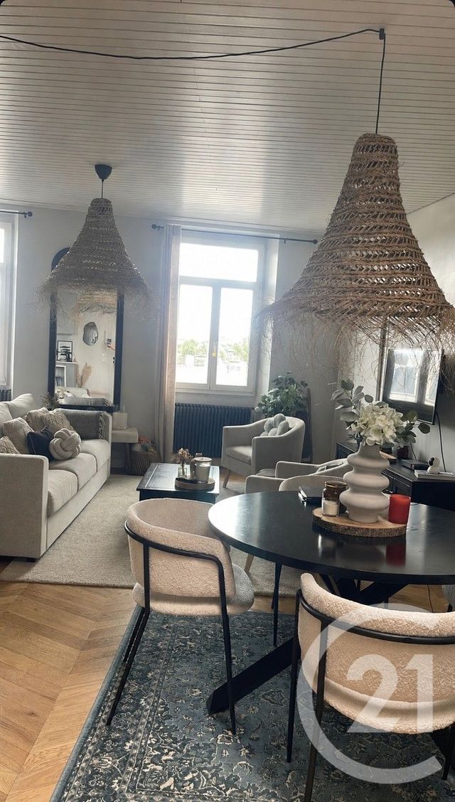 Appartement 2 pièces &agrave; louer - 2 pi&egrave;ces - 62,46 m2 - Fontainebleau - 77 - ILE-DE-FRANCE