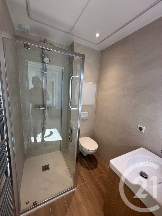 Appartement Studio &agrave; louer - 1 pi&egrave;ce - 21,71 m2 - Fontainebleau - 77 - ILE-DE-FRANCE