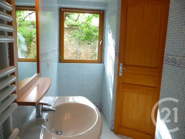 Maison &agrave; louer - 8 pi&egrave;ces - 162,22 m2 - Fontainebleau - 77 - ILE-DE-FRANCE