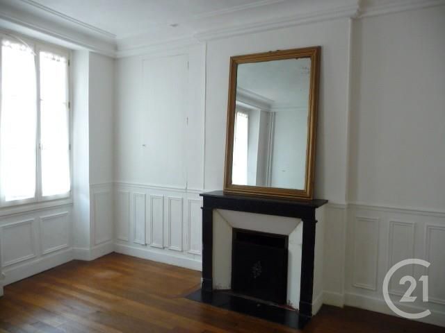 Maison &agrave; louer - 8 pi&egrave;ces - 162,22 m2 - Fontainebleau - 77 - ILE-DE-FRANCE