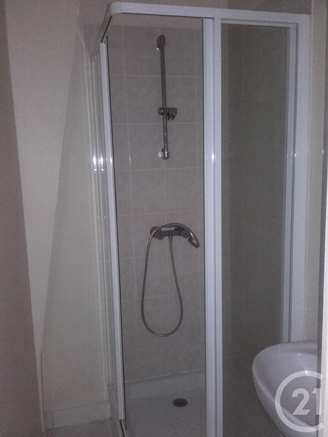 Appartement Studio &agrave; louer - 1 pi&egrave;ce - 23,52 m2 - Thomery - 77 - ILE-DE-FRANCE