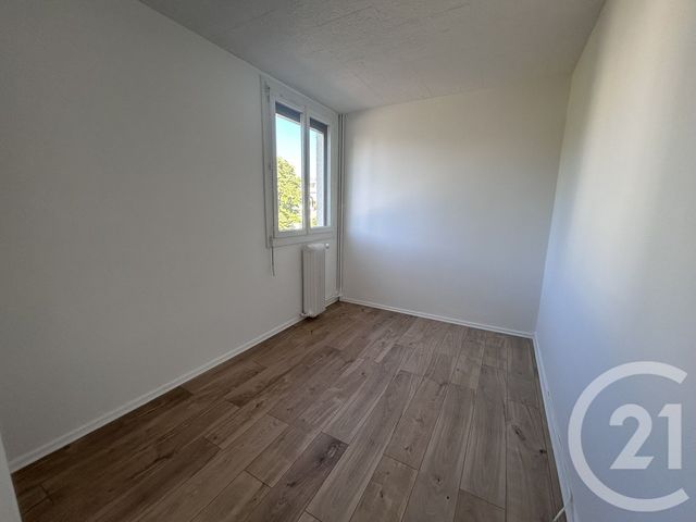 Appartement 3 pièces &agrave; louer - 3 pi&egrave;ces - 49,98 m2 - Avon - 77 - ILE-DE-FRANCE