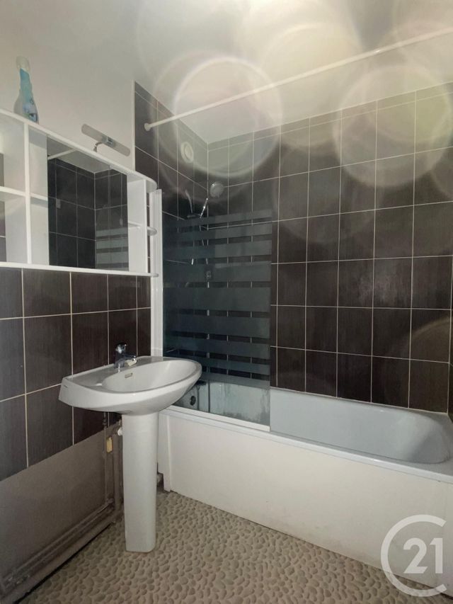 Appartement 2 pièces &agrave; louer - 2 pi&egrave;ces - 48,54 m2 - Avon - 77 - ILE-DE-FRANCE
