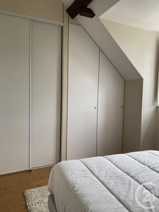 Appartement 2 pièces &agrave; louer - 2 pi&egrave;ces - 38,22 m2 - Fontainebleau - 77 - ILE-DE-FRANCE