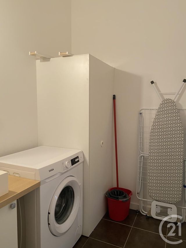 Appartement 2 pièces &agrave; louer - 2 pi&egrave;ces - 38,22 m2 - Fontainebleau - 77 - ILE-DE-FRANCE