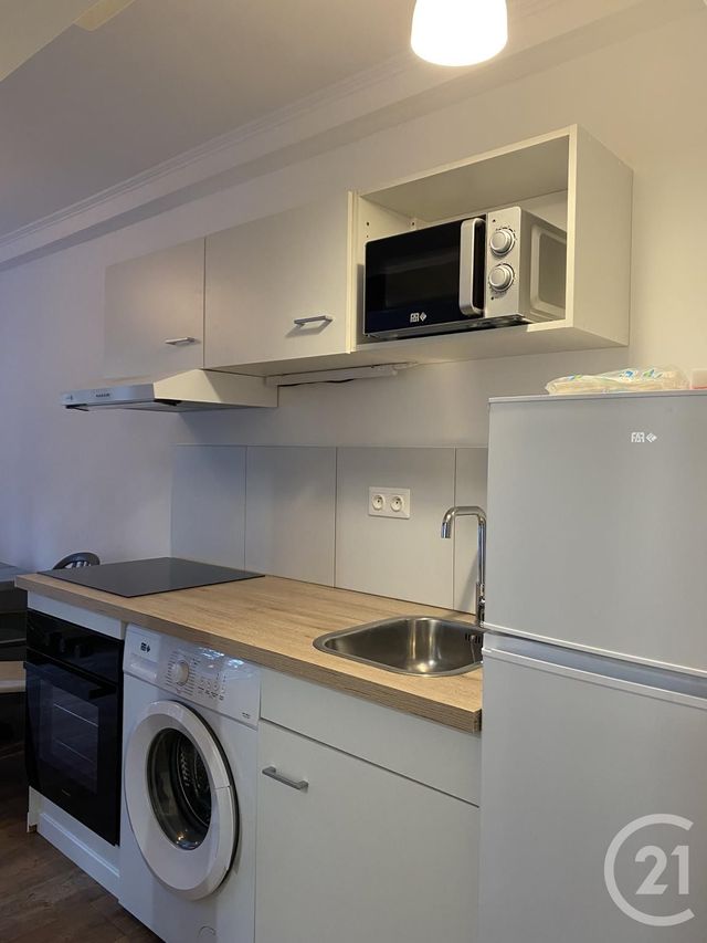 Appartement Studio &agrave; louer - 1 pi&egrave;ce - 20,93 m2 - Fontainebleau - 77 - ILE-DE-FRANCE