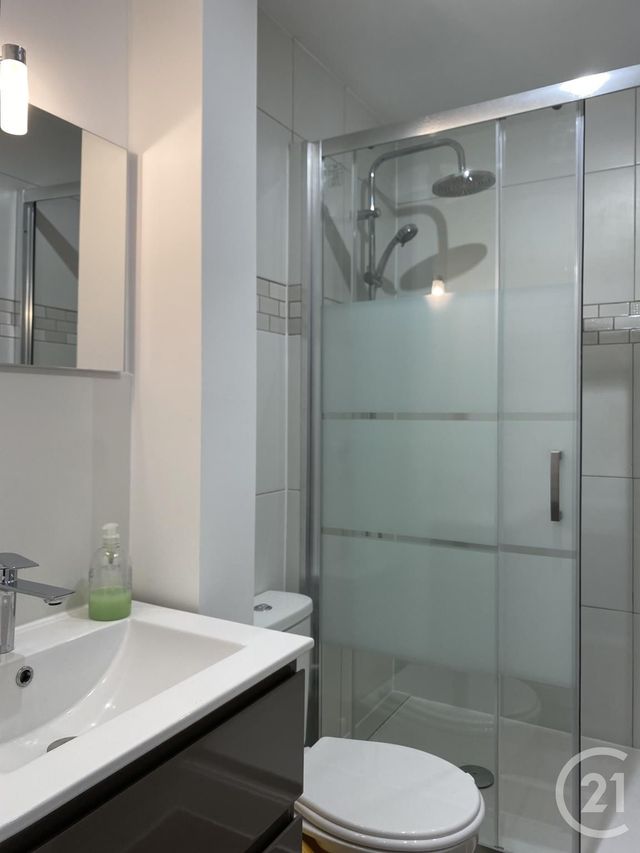 Appartement Studio &agrave; louer - 1 pi&egrave;ce - 20,93 m2 - Fontainebleau - 77 - ILE-DE-FRANCE