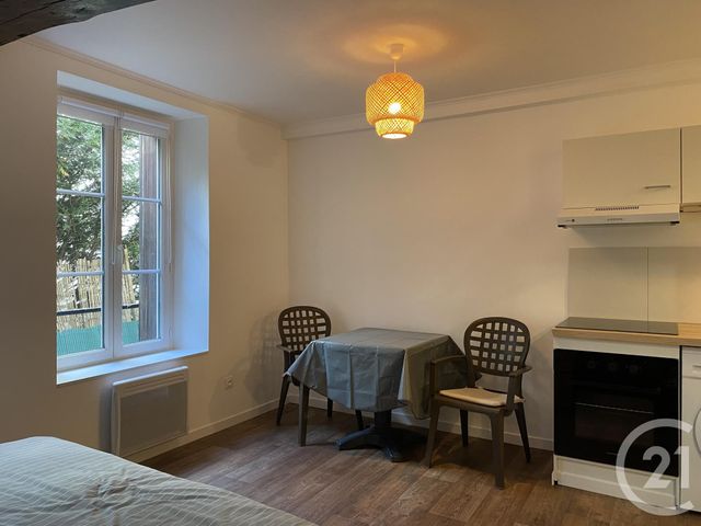 Appartement Studio &agrave; louer - 1 pi&egrave;ce - 20,93 m2 - Fontainebleau - 77 - ILE-DE-FRANCE