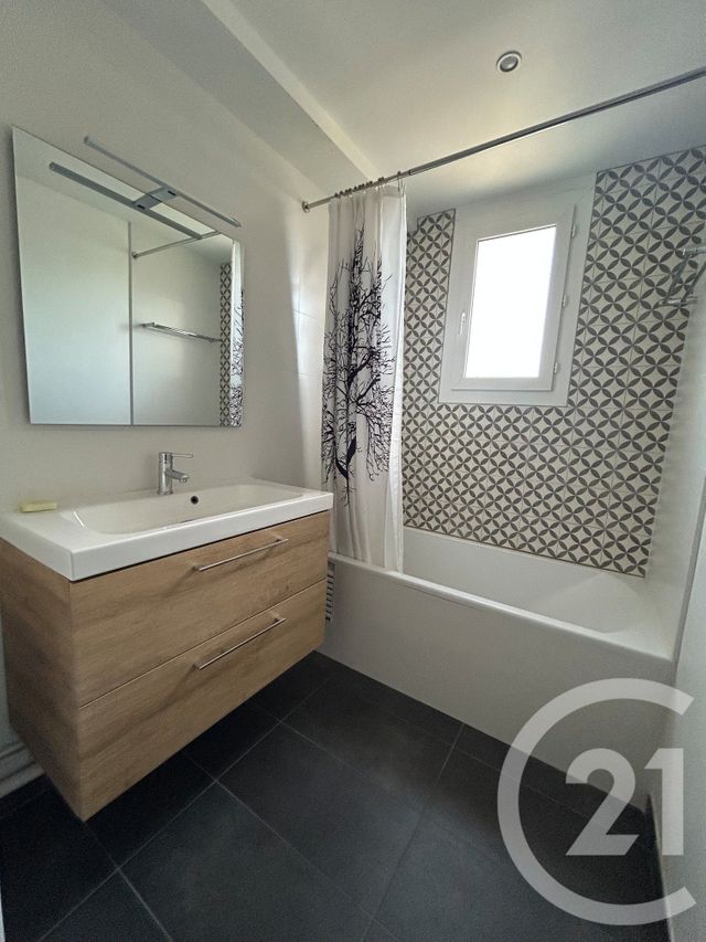 Appartement 4 pièces &agrave; louer - 4 pi&egrave;ces - 80,93 m2 - Avon - 77 - ILE-DE-FRANCE