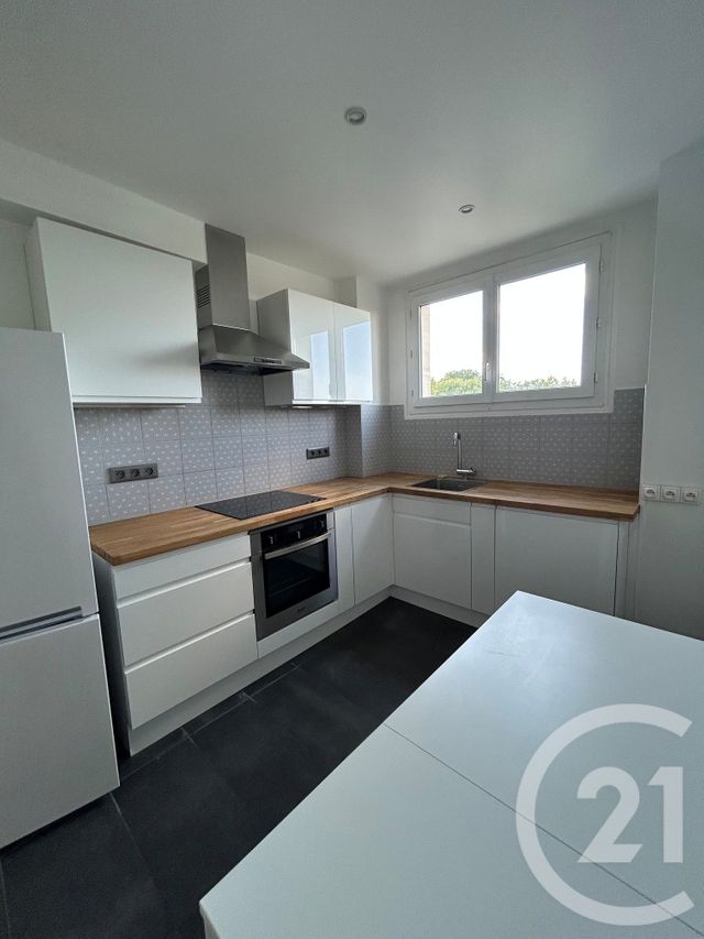 Appartement 4 pièces &agrave; louer - 4 pi&egrave;ces - 80,93 m2 - Avon - 77 - ILE-DE-FRANCE