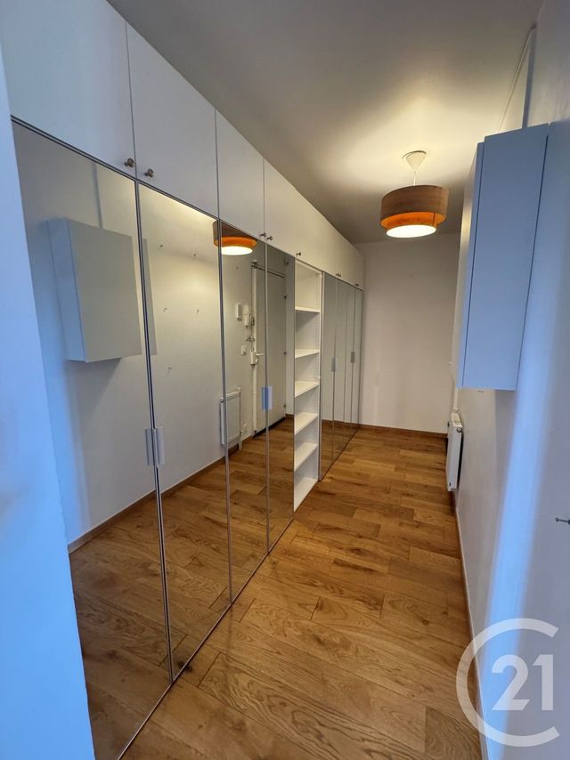 Appartement 2 pièces &agrave; vendre - 2 pi&egrave;ces - 61 m2 - Fontainebleau - 77 - ILE-DE-FRANCE