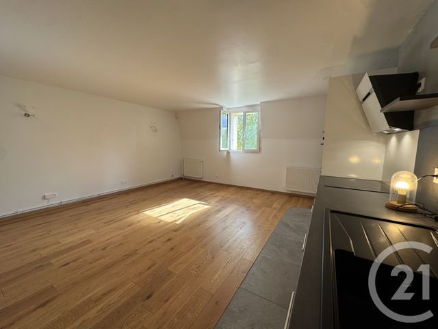 Appartement 2 pièces &agrave; vendre - 2 pi&egrave;ces - 61 m2 - Fontainebleau - 77 - ILE-DE-FRANCE