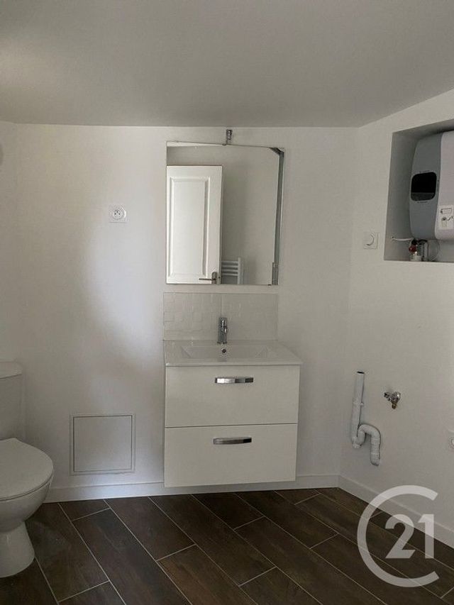 Appartement Studio &agrave; louer - 1 pi&egrave;ce - 22,35 m2 - Melun - 77 - ILE-DE-FRANCE