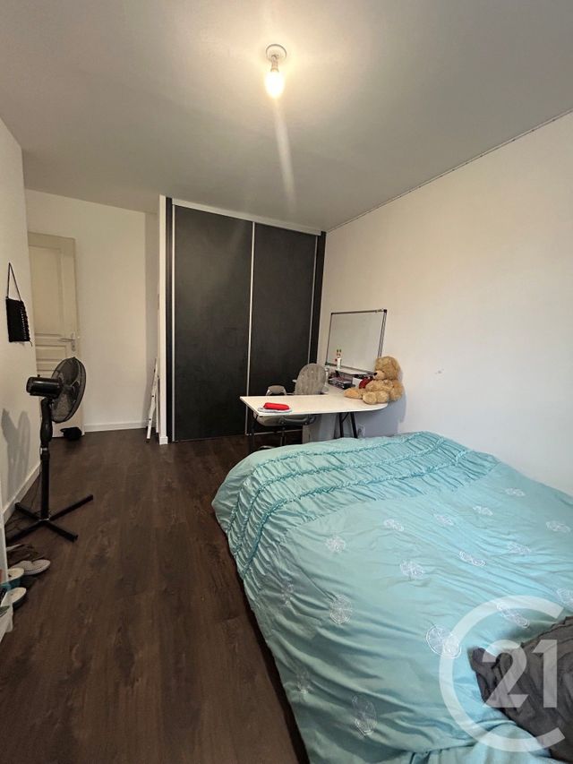 Maison &agrave; louer - 5 pi&egrave;ces - 100,44 m2 - Hericy - 77 - ILE-DE-FRANCE