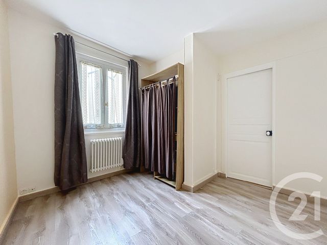Appartement 2 pièces &agrave; louer - 2 pi&egrave;ces - 47,88 m2 - Fontainebleau - 77 - ILE-DE-FRANCE