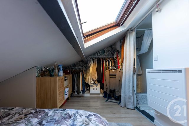 Appartement 2 pièces &agrave; louer - 2 pi&egrave;ces - 17 m2 - Fontainebleau - 77 - ILE-DE-FRANCE