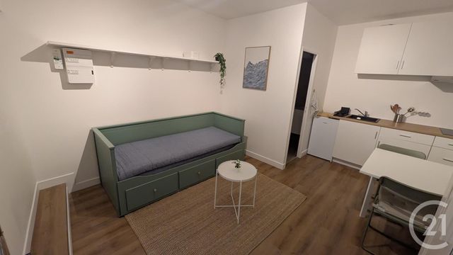 Appartement Studio à louer FONTAINEBLEAU