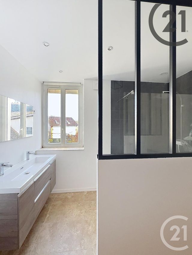 Maison &agrave; louer - 3 pi&egrave;ces - 71,50 m2 - Avon - 77 - ILE-DE-FRANCE