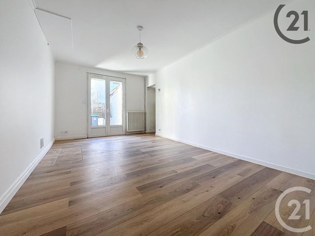 Maison &agrave; louer - 3 pi&egrave;ces - 71,50 m2 - Avon - 77 - ILE-DE-FRANCE