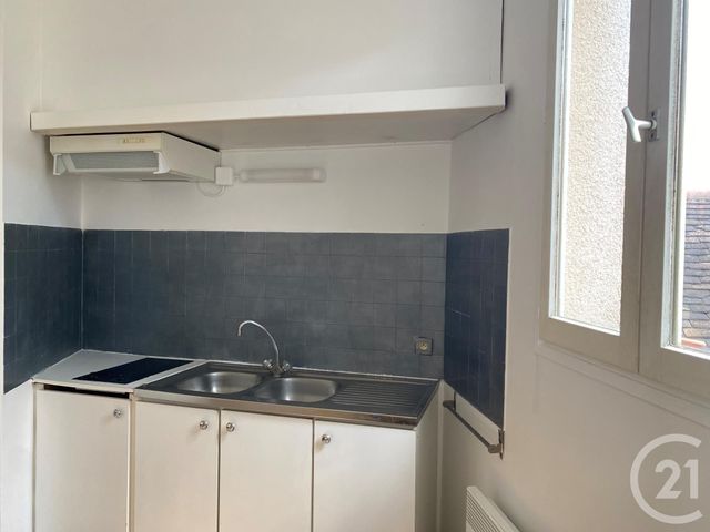 Appartement 2 pièces &agrave; louer - 2 pi&egrave;ces - 58,12 m2 - Fontainebleau - 77 - ILE-DE-FRANCE