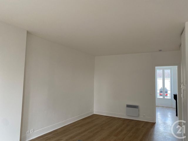 Appartement 2 pièces &agrave; louer - 2 pi&egrave;ces - 58,12 m2 - Fontainebleau - 77 - ILE-DE-FRANCE