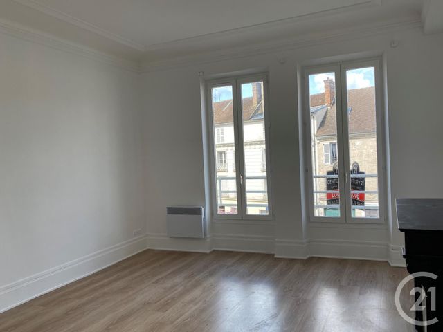 Appartement 2 pièces &agrave; louer - 2 pi&egrave;ces - 58,12 m2 - Fontainebleau - 77 - ILE-DE-FRANCE