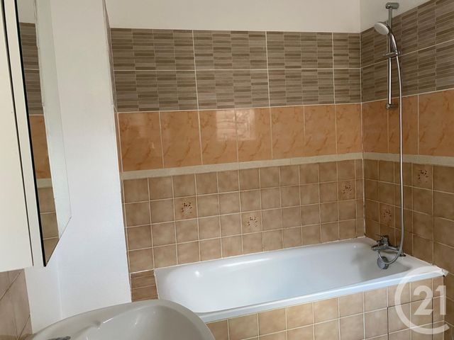 Appartement 2 pièces &agrave; louer - 2 pi&egrave;ces - 58,12 m2 - Fontainebleau - 77 - ILE-DE-FRANCE