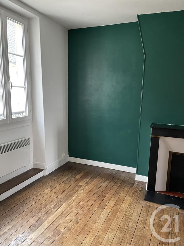 Appartement 2 pièces &agrave; louer - 2 pi&egrave;ces - 49,56 m2 - Fontainebleau - 77 - ILE-DE-FRANCE