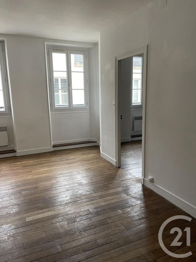 Appartement 2 pièces &agrave; louer - 2 pi&egrave;ces - 49,56 m2 - Fontainebleau - 77 - ILE-DE-FRANCE