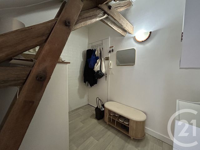 Appartement Studio &agrave; louer - 1 pi&egrave;ce - 23,52 m2 - Thomery - 77 - ILE-DE-FRANCE