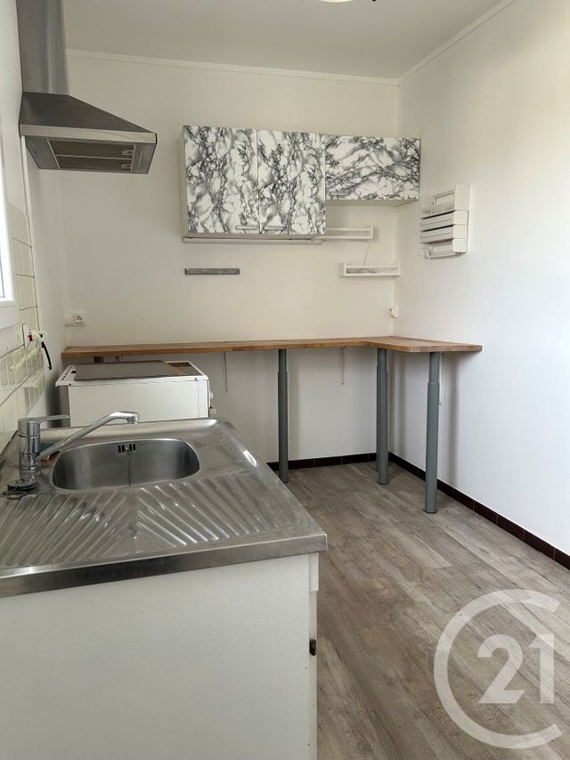 Appartement 3 pièces &agrave; louer - 3 pi&egrave;ces - 60,25 m2 - Avon - 77 - ILE-DE-FRANCE