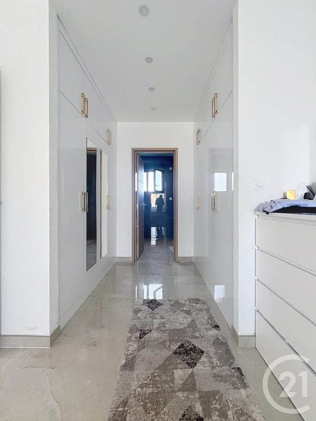 Afficher la photo en grand Maison à vendre - 5 pièces - 168 m2 - Cormontreuil - 51 - CHAMPAGNE-ARDENNE